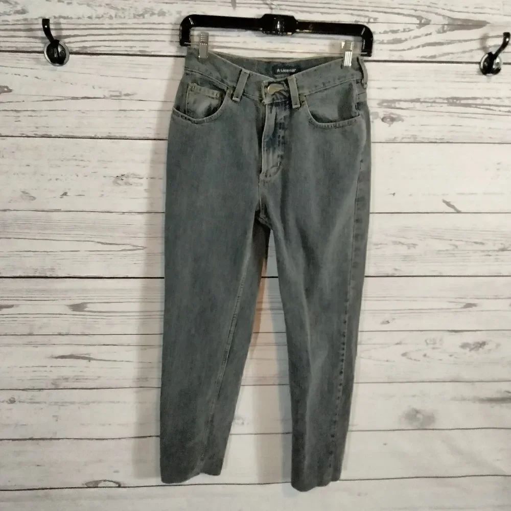"Liz Claiborne" woman's jeans